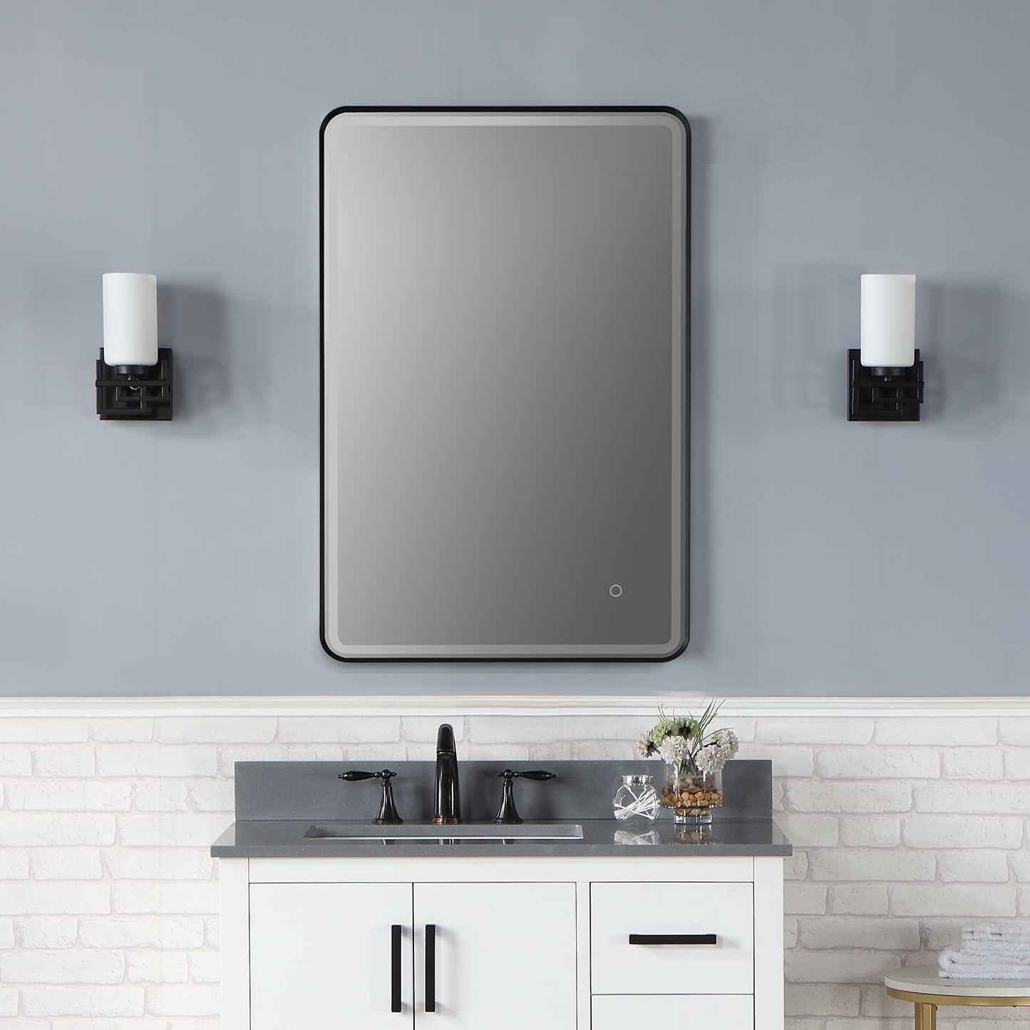 Viaggi Modern Rectangle Bathroom/Vanity LED Lighted Wall Mirror